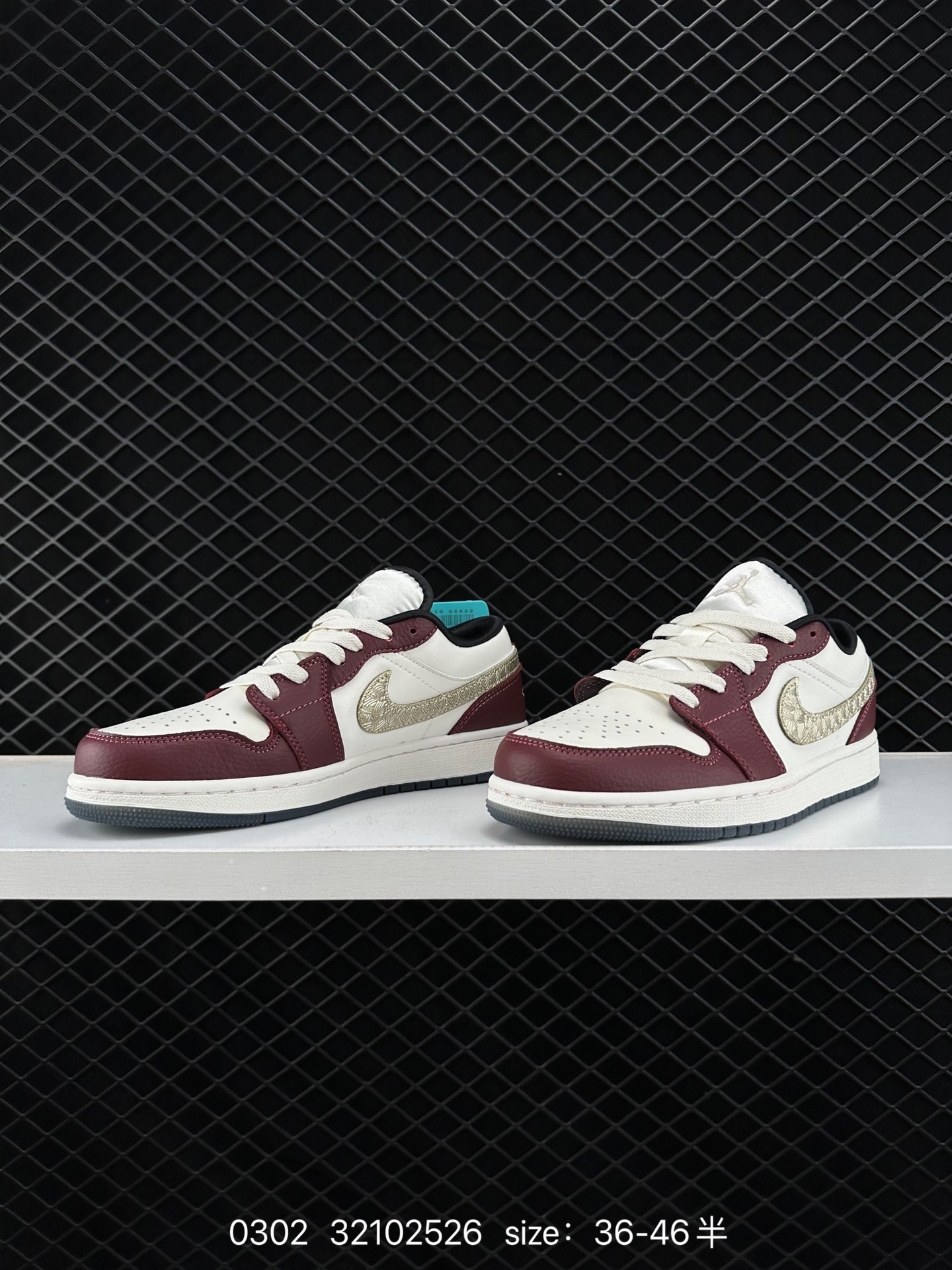 Jordan 1 Low ”Year of the Dragon“